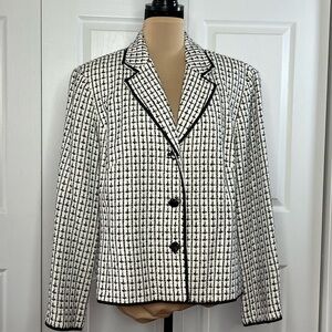 Dressbarn Black and White Checkered Blazer, size 20W